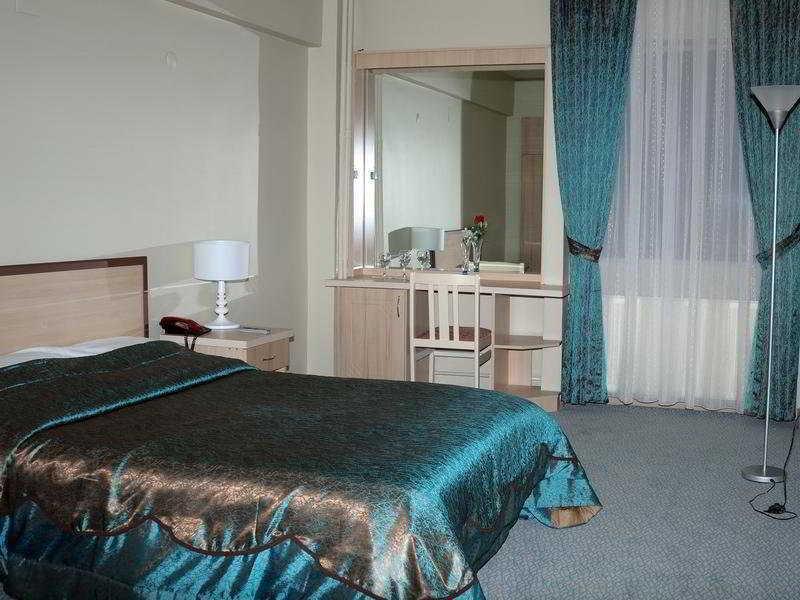 Akdamar Hotel Van Exterior photo